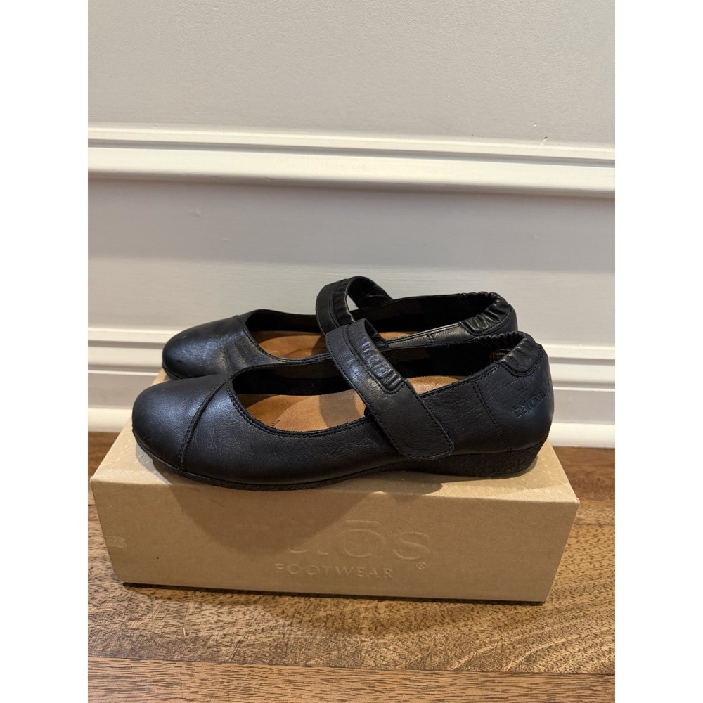 Taos Women's Strapeze Mary Jane Flat Size US 9 / EURO 40